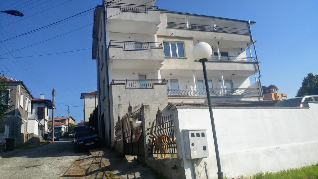 Single Apartment Elit Chernomorets Dış mekan fotoğraf