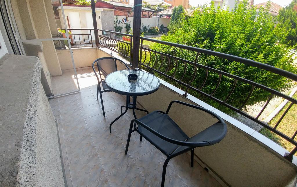 Single Apartment Elit Chernomorets Dış mekan fotoğraf